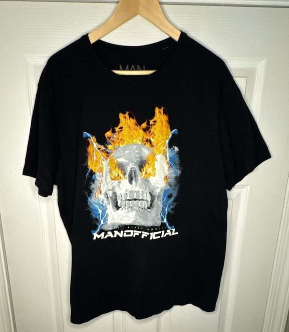 BoohooMAN Oversized Flame Skull Front and Back Print Black T-Shirt